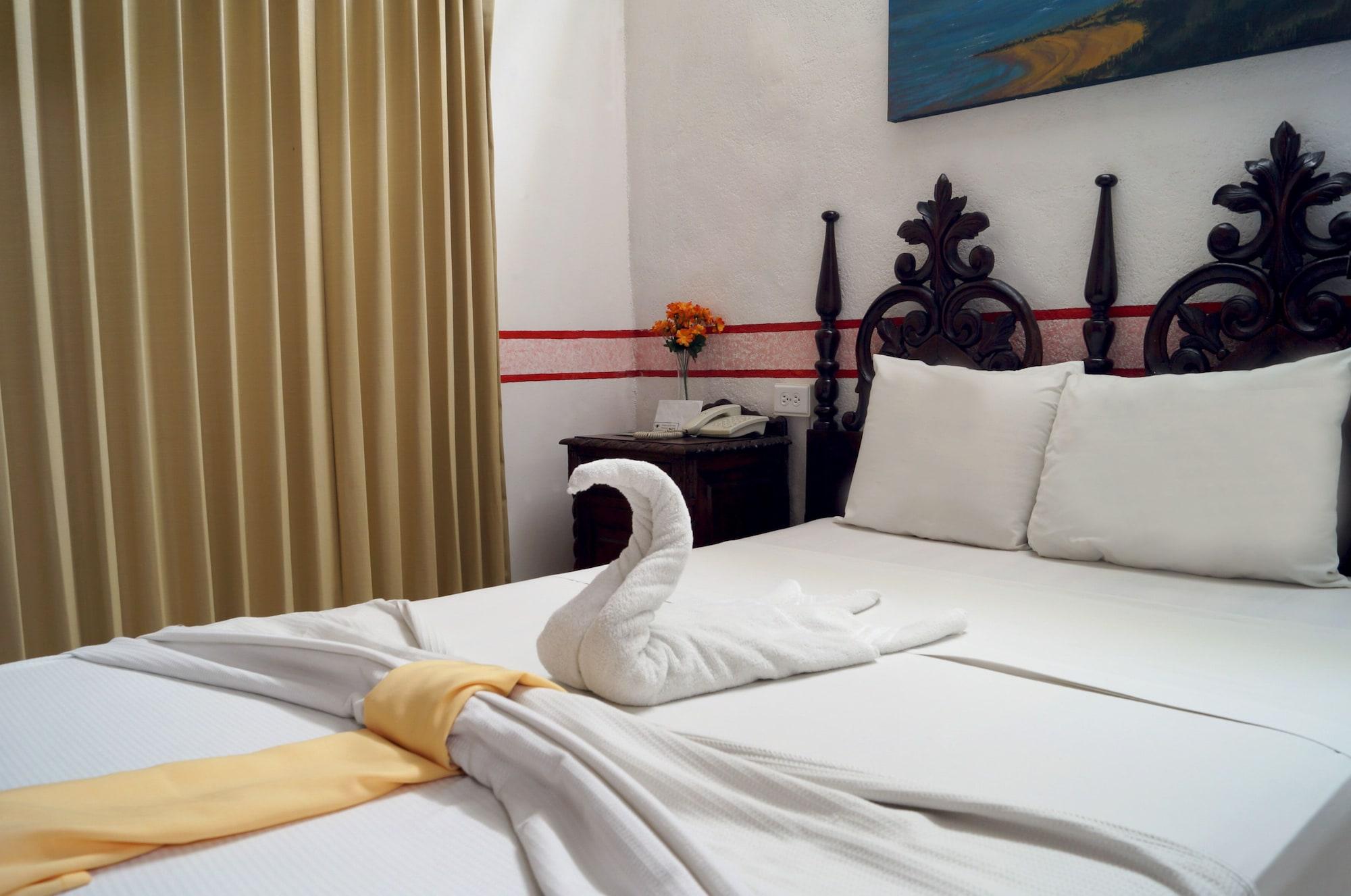 Hotel Posada Toledo & Galeria Мерида Экстерьер фото
