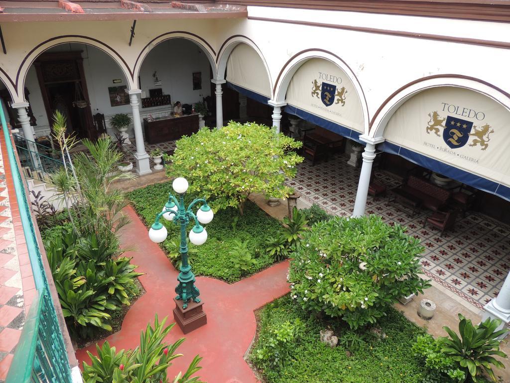 Hotel Posada Toledo & Galeria Мерида Экстерьер фото