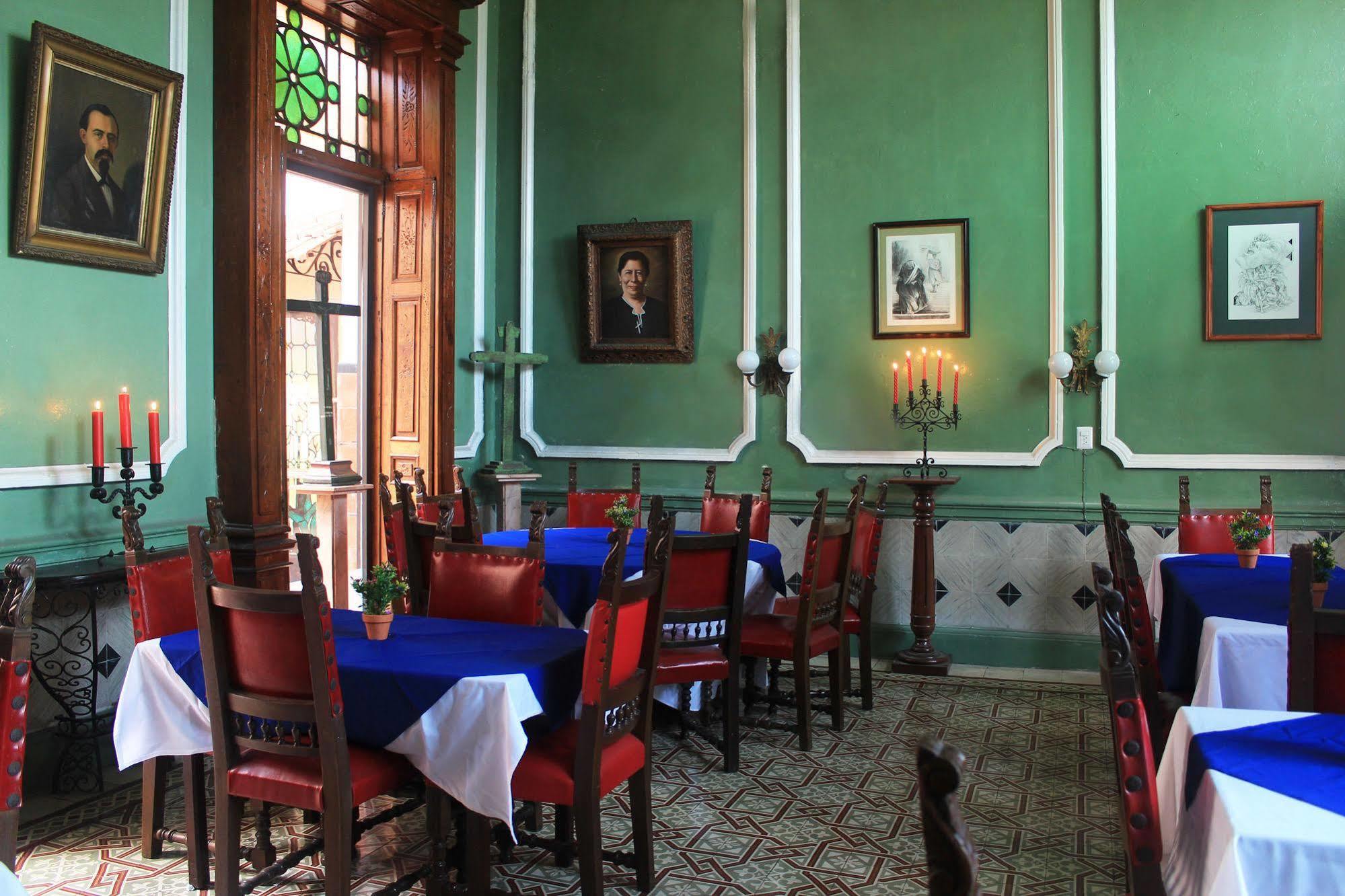 Hotel Posada Toledo & Galeria Мерида Экстерьер фото