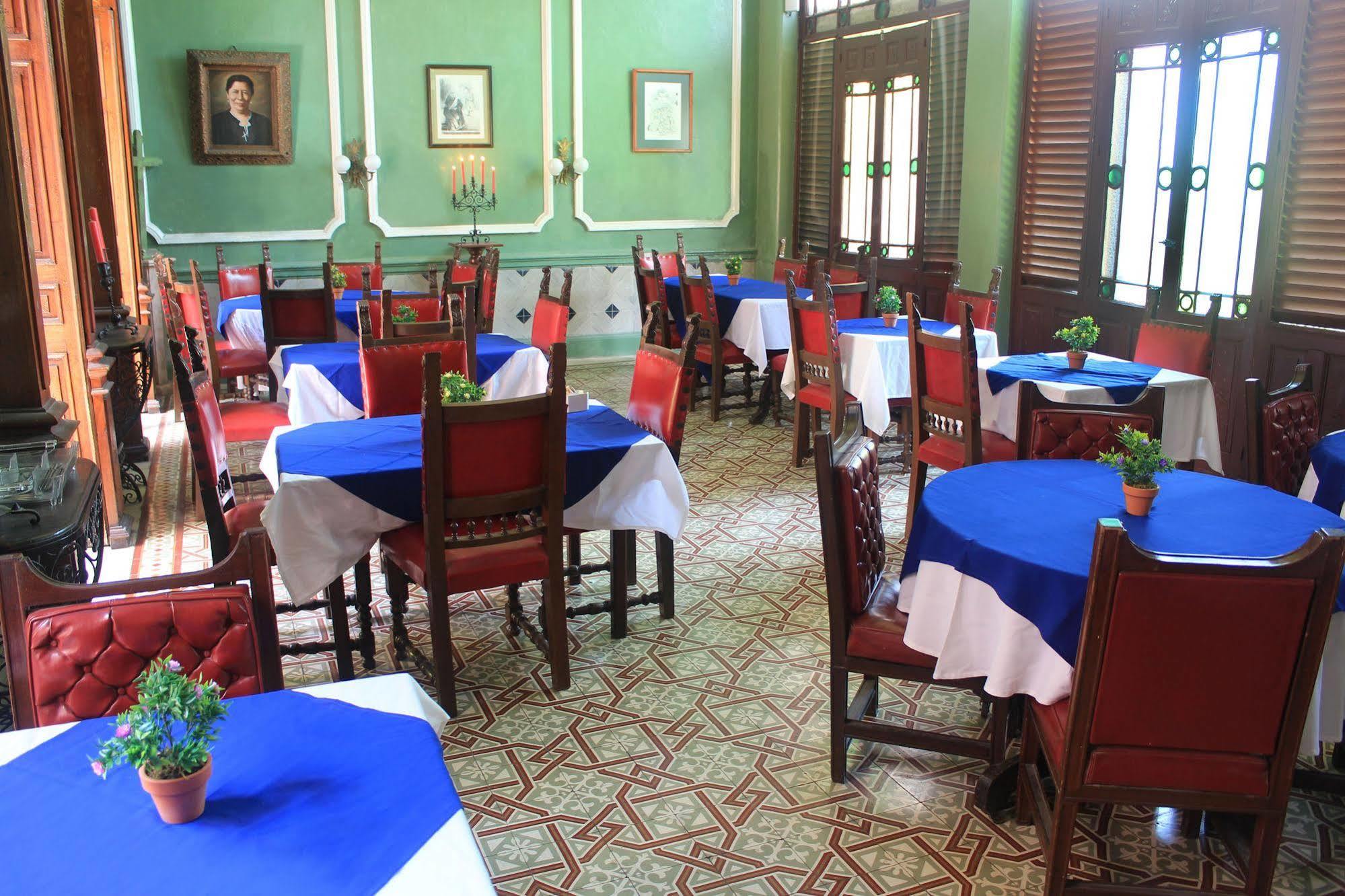 Hotel Posada Toledo & Galeria Мерида Экстерьер фото