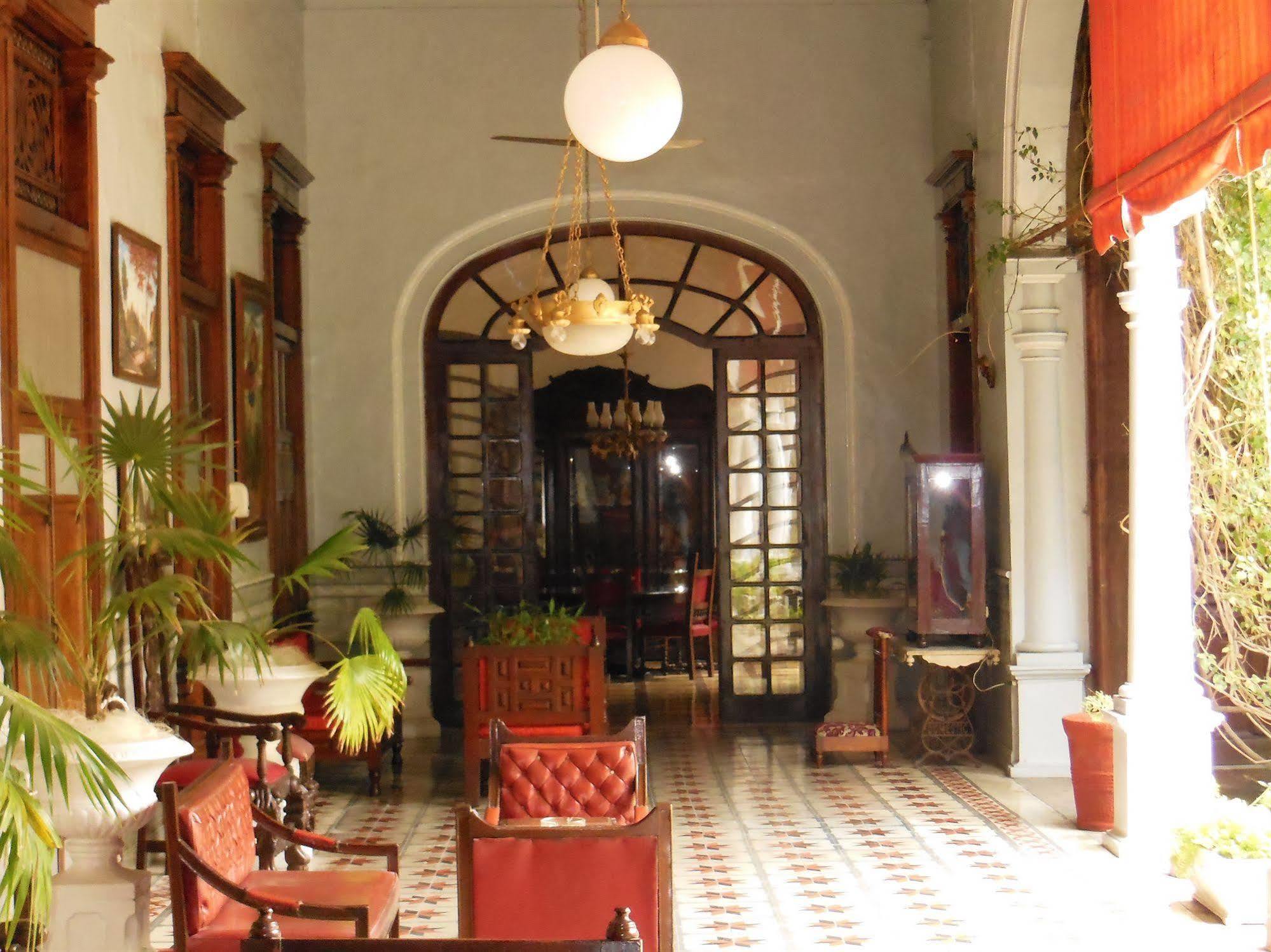 Hotel Posada Toledo & Galeria Мерида Экстерьер фото
